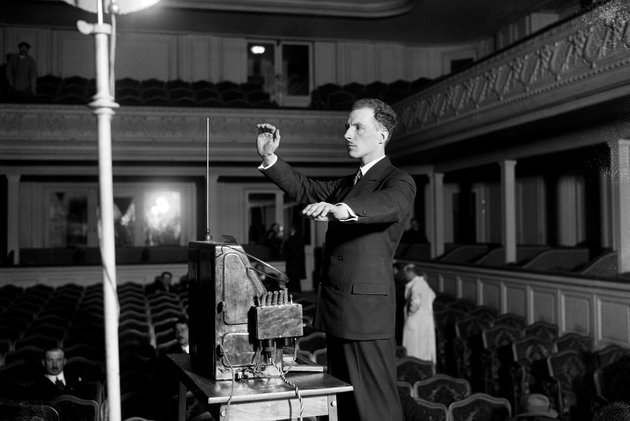 Léon Theremin